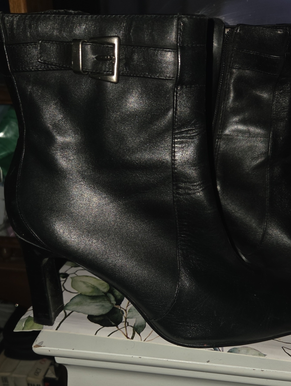 NWT Bandolino Black Leather Ankle Booties with Buckle Size 7.5